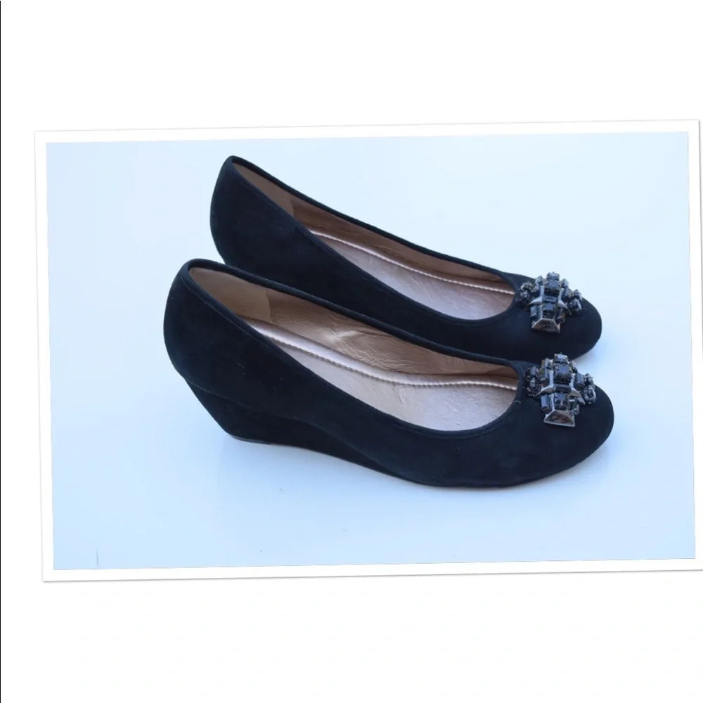 BCBGeneration wedges Taffy